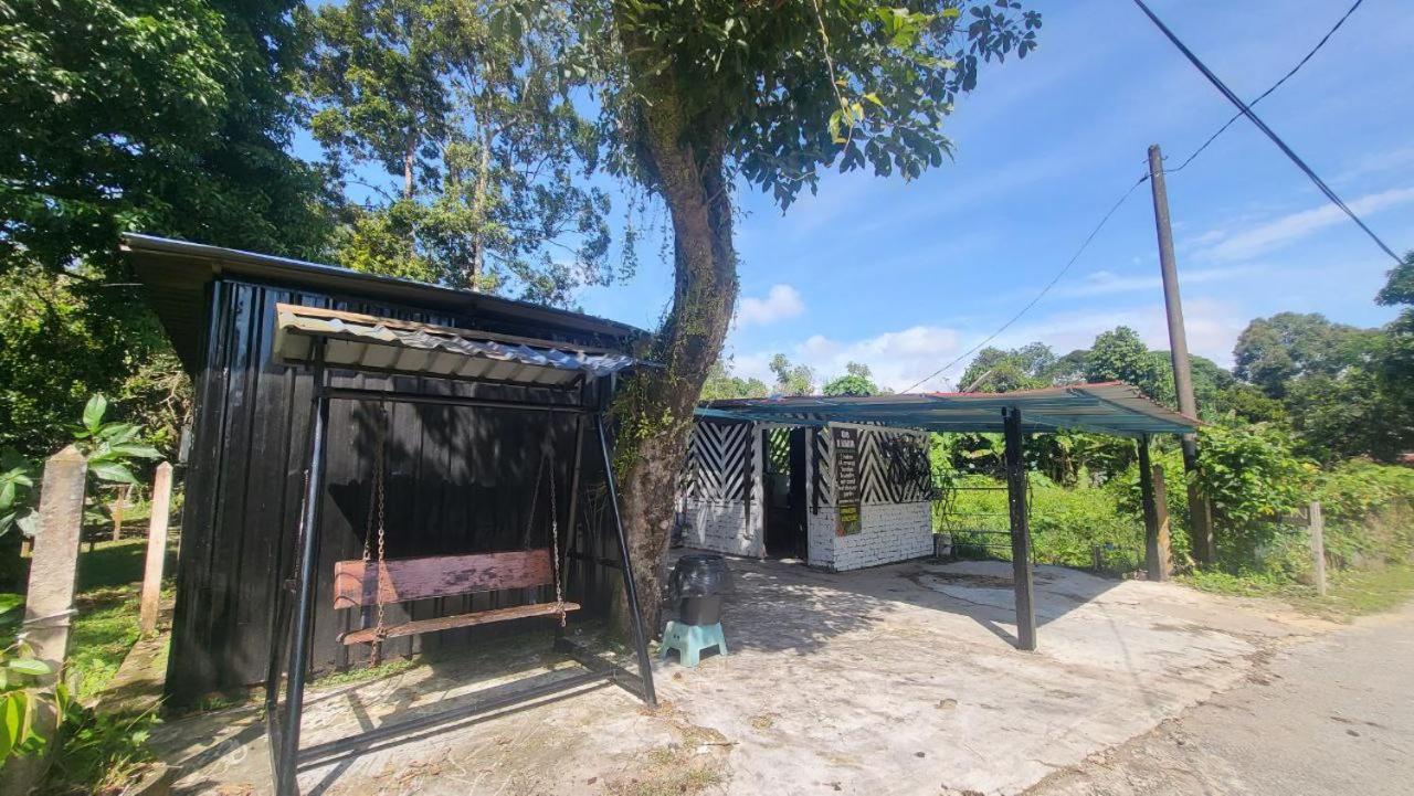 The K Kabin Pekan Exterior photo